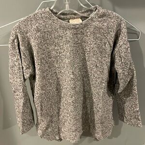 Zara girls collection size 5, long sleeve sweater shirt 🤩